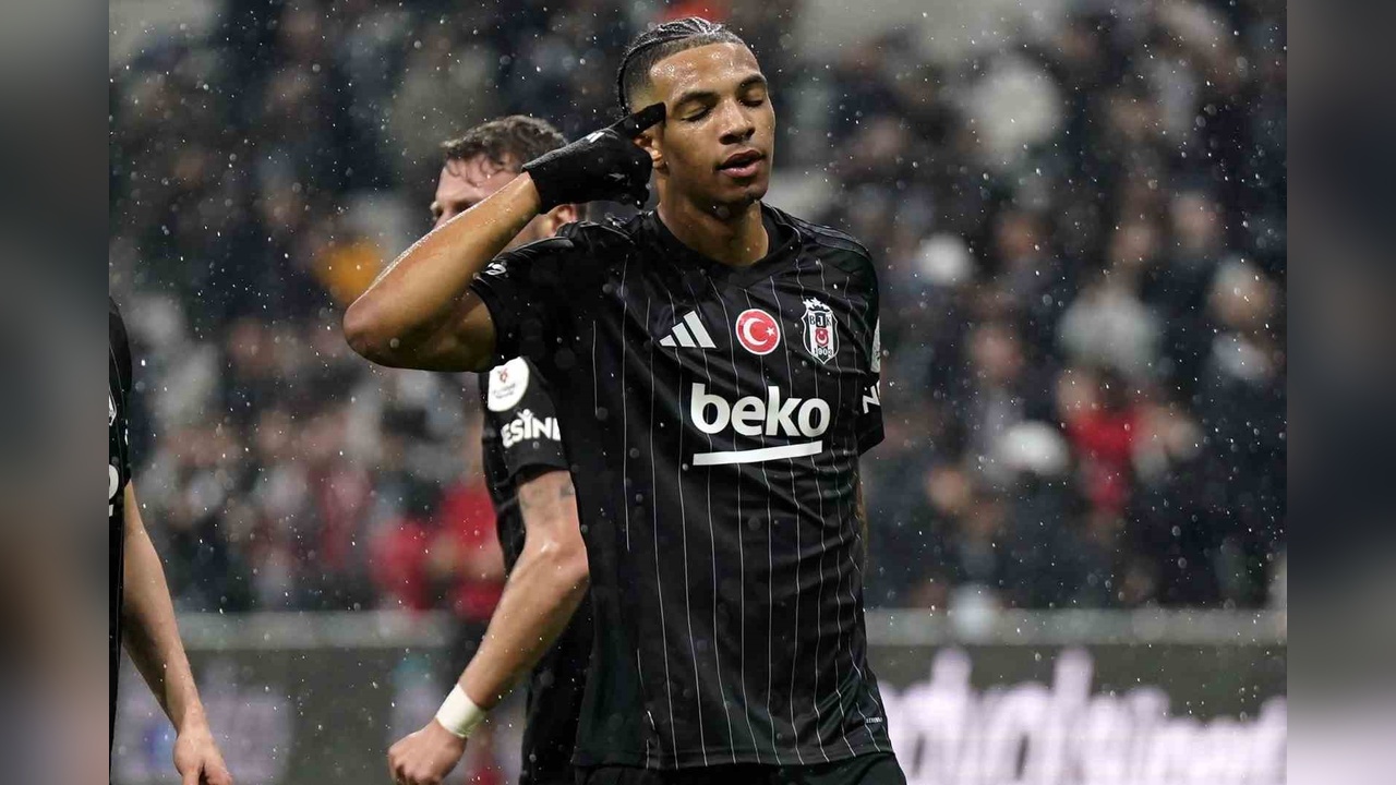 Beşiktaş'tan Cher Ndour ile yollar ayrıldı