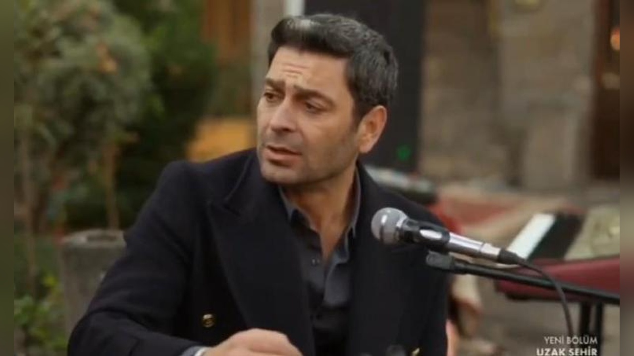 Ozan Akbaba'nın Uzak Şehir Performansı Sosyal Medyada Gündem Oldu