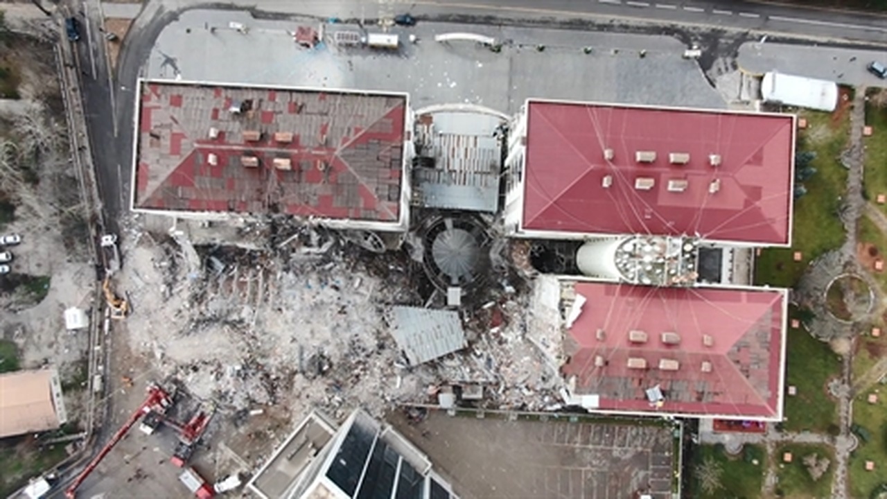 Galeria Sitesi'nde Dönüşüm Süreci Başlıyor