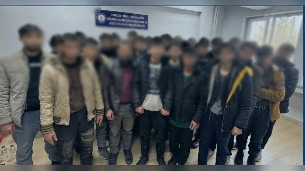 Gizli Bölmede 26 Kaçak Göçmen Yakalandı
