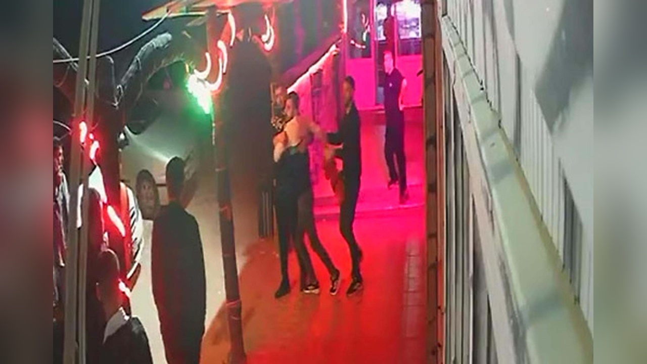 Eğlence Merkezinde Ölümlü Kavga: Güvenlik Kamerası Görüntüleri Ortaya Çıktı
