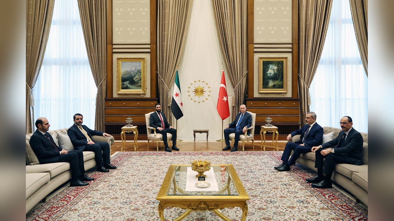 Cumhurbaşkanı Erdoğan, Ahmed Şara ile Görüşme Gerçekleştirdi