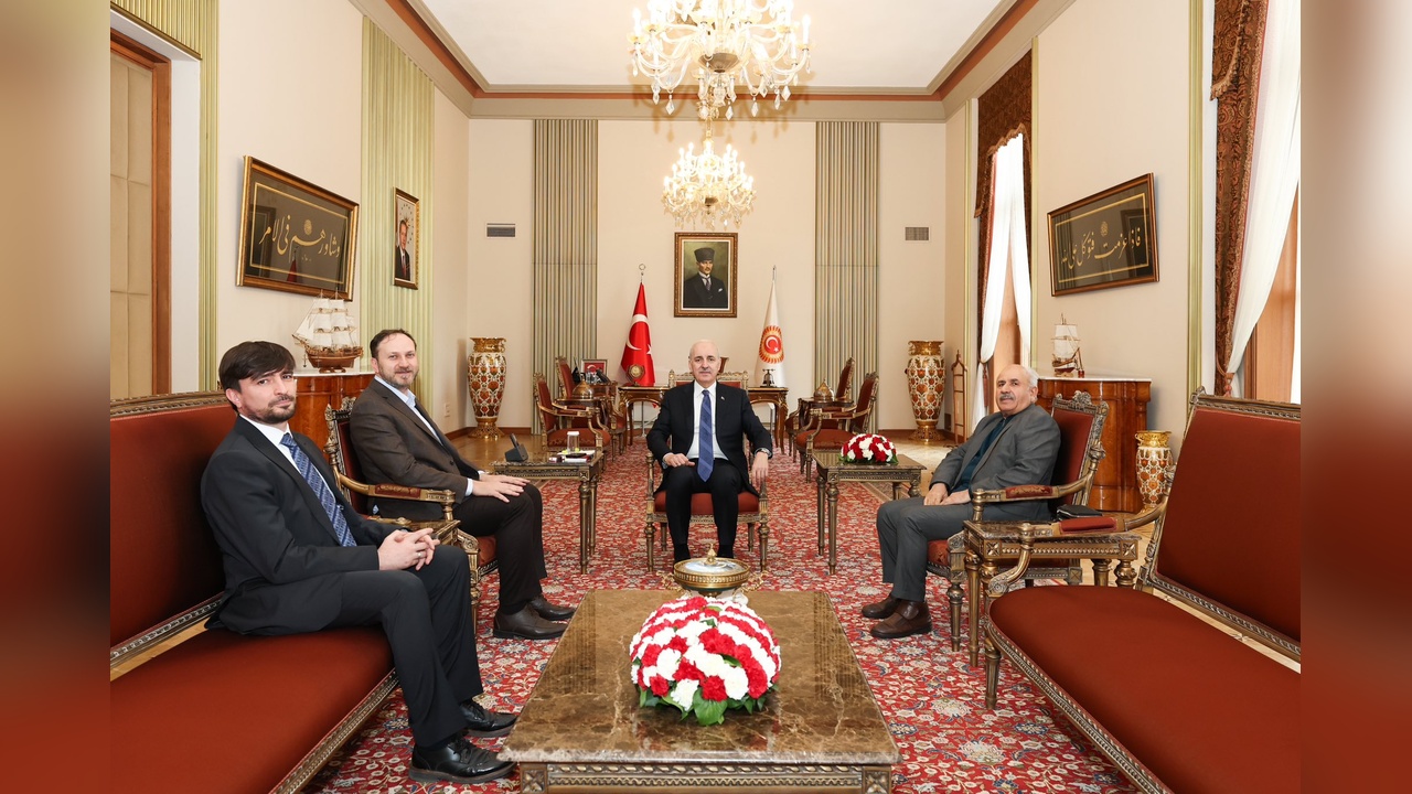 Kurtulmuş, Yeni Yol Partisi'nin Lideri Kaya ile Bir Araya Geldi