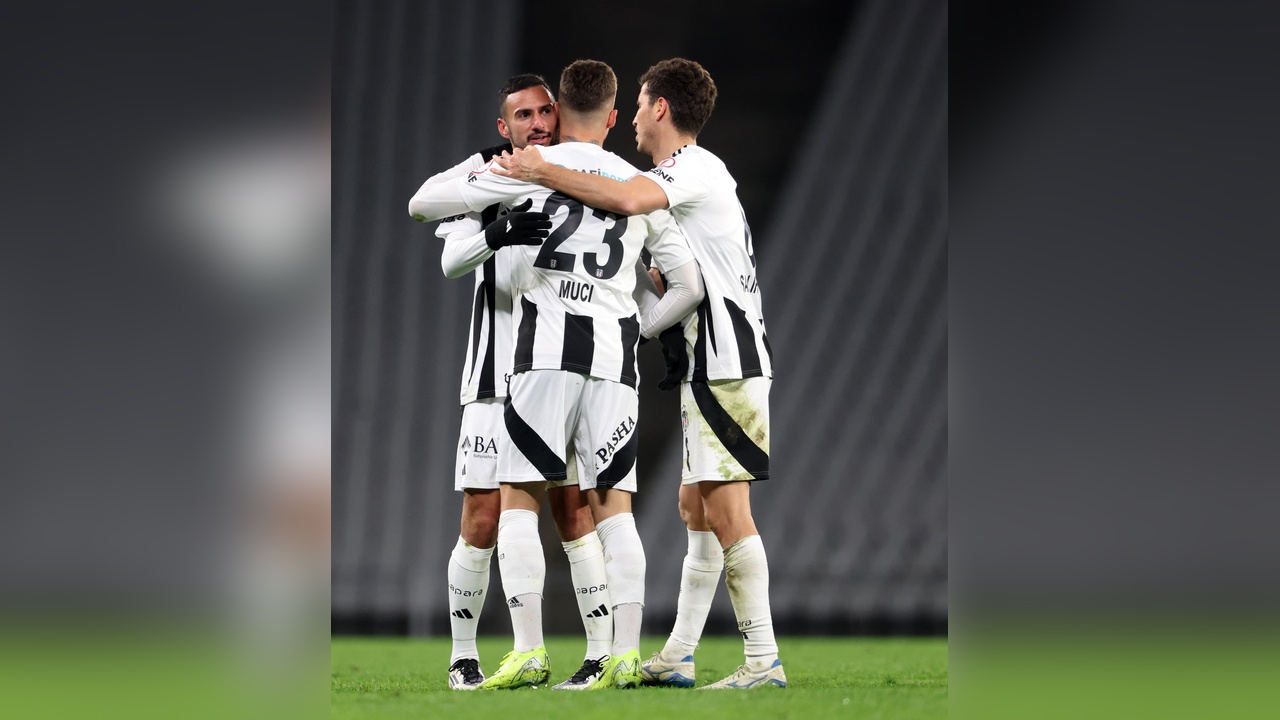 Beşiktaş, Kırklarelispor'u 2-0 Mağlup Etti