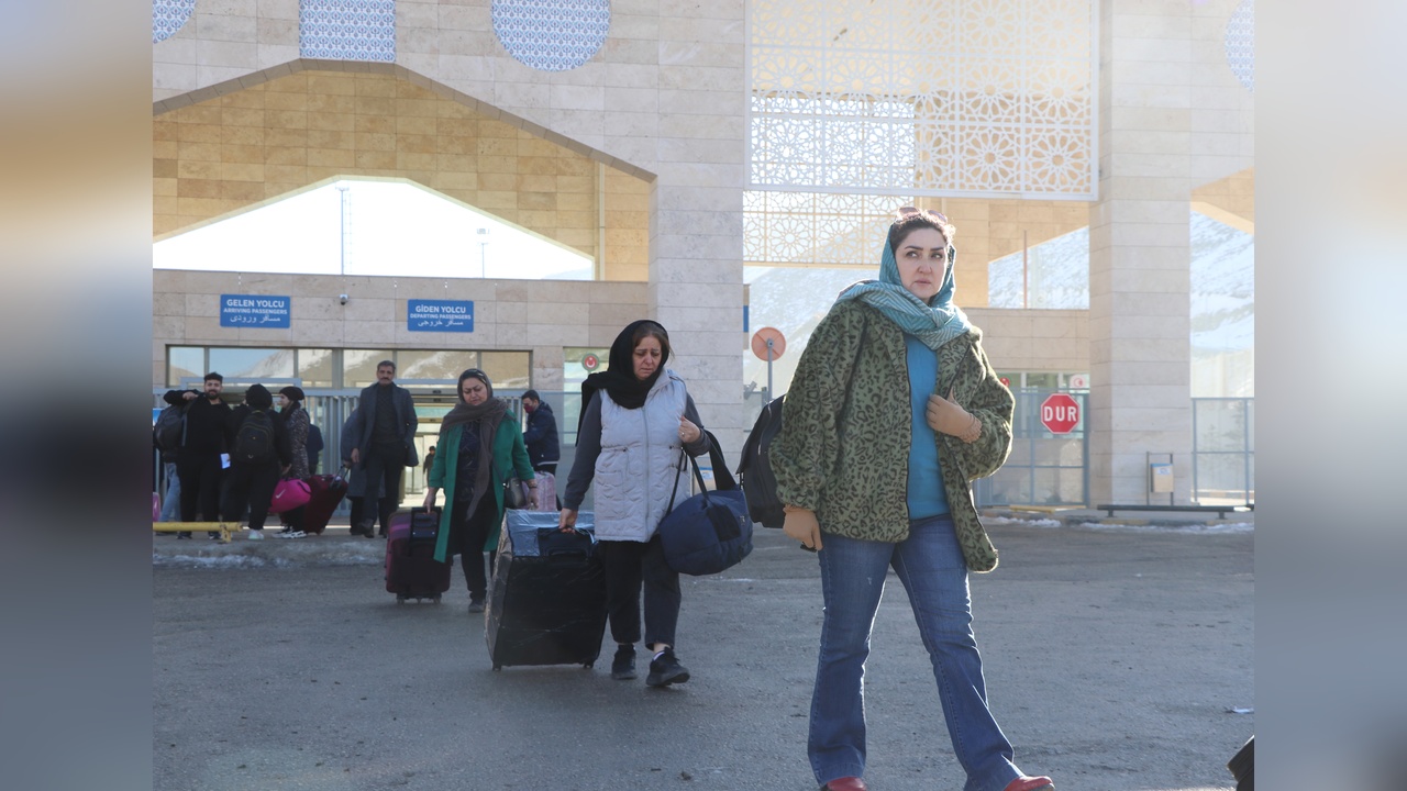 Van, İranlı Turistlerle Ekonomik Canlanma Yaşıyor