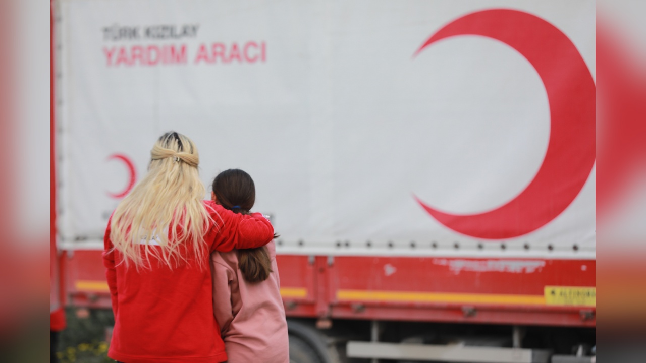 Kızılay Gönüllüleri, 6 Şubat Depremleri'nin İkinci Yılında Deneyimlerini Paylaştı
