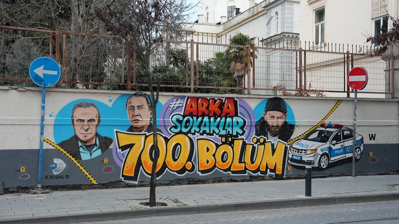 Arka Sokaklar, 700. Bölümünü Grafiti Sanatıyla Taçlandırdı