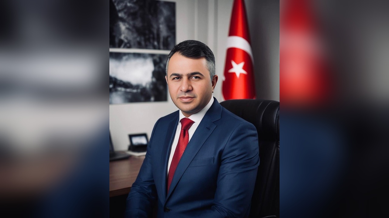 Bekir Ayaz'dan KKTC İçin Tarihi FIFA Çıkarması