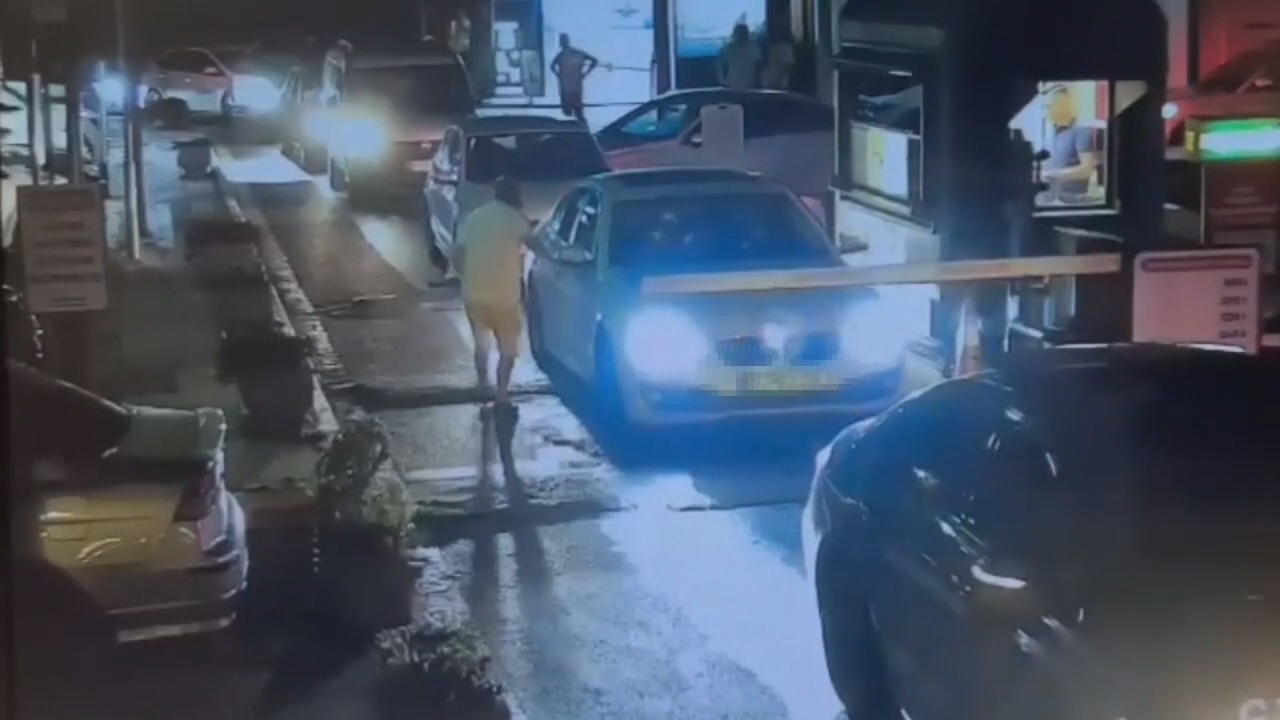 Kadıköy'deki Darbe Olayında İki Sanık Mahkemeye Çıktı
