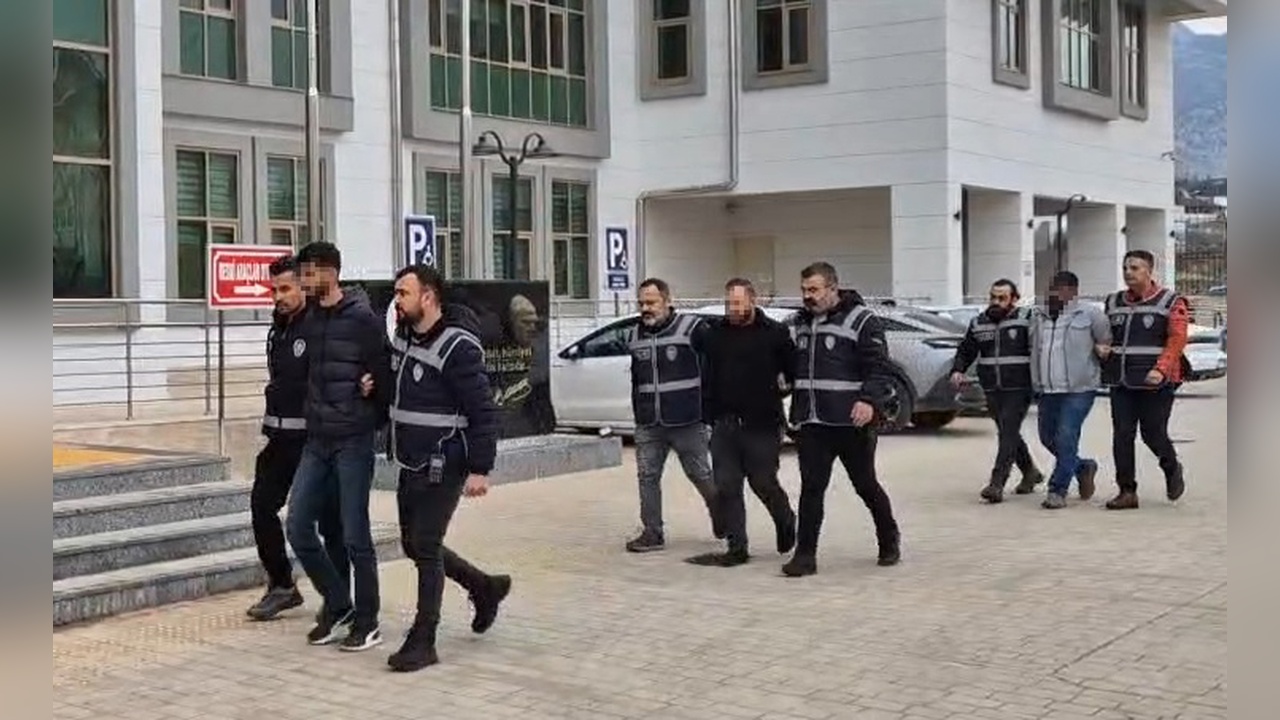 Adana'daki Enerji Tesisine Kundaklama: Bir Kişi Tutuklandı