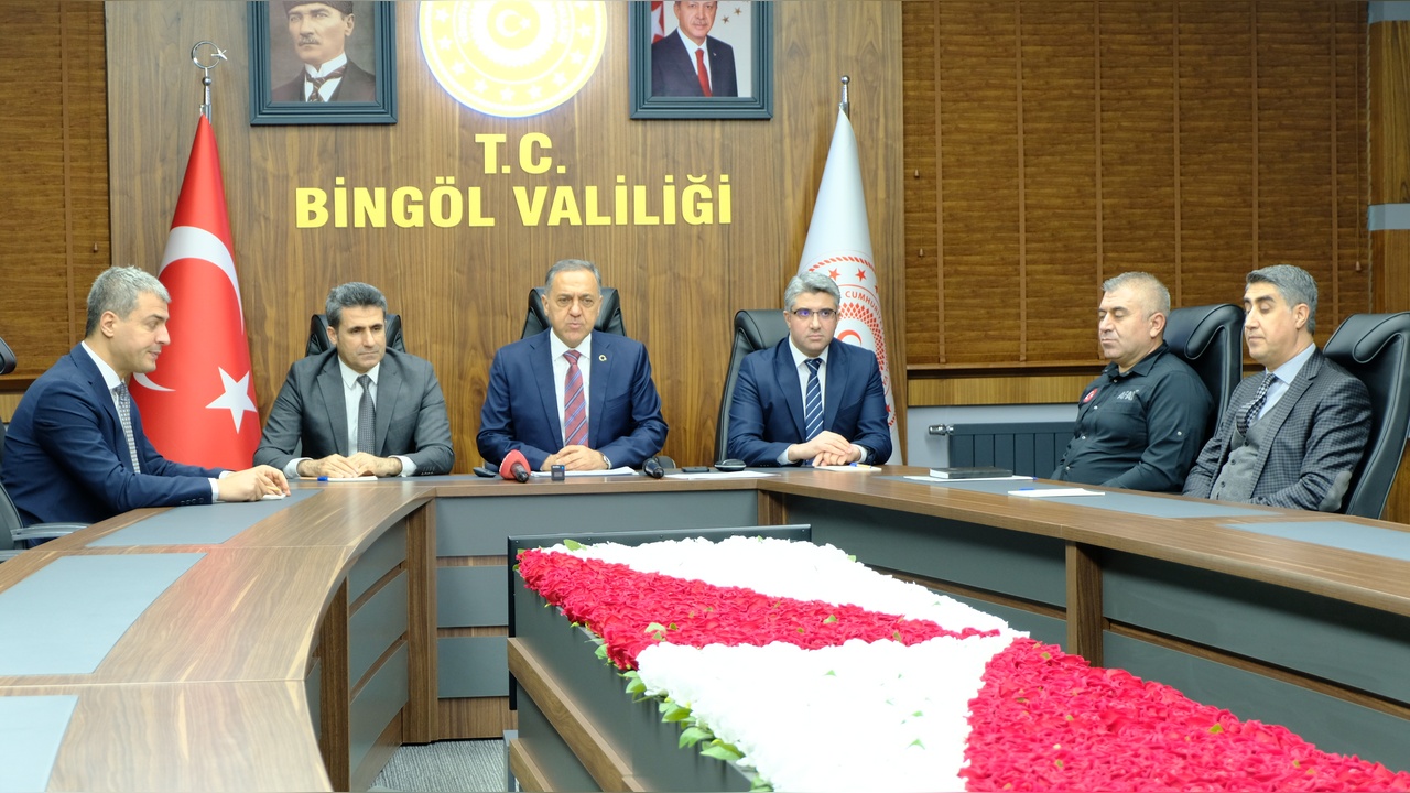 Bingöl'de Yıkım Süreci: 5 Bin 153 Yapı Ağır ve Orta Hasar Aldı