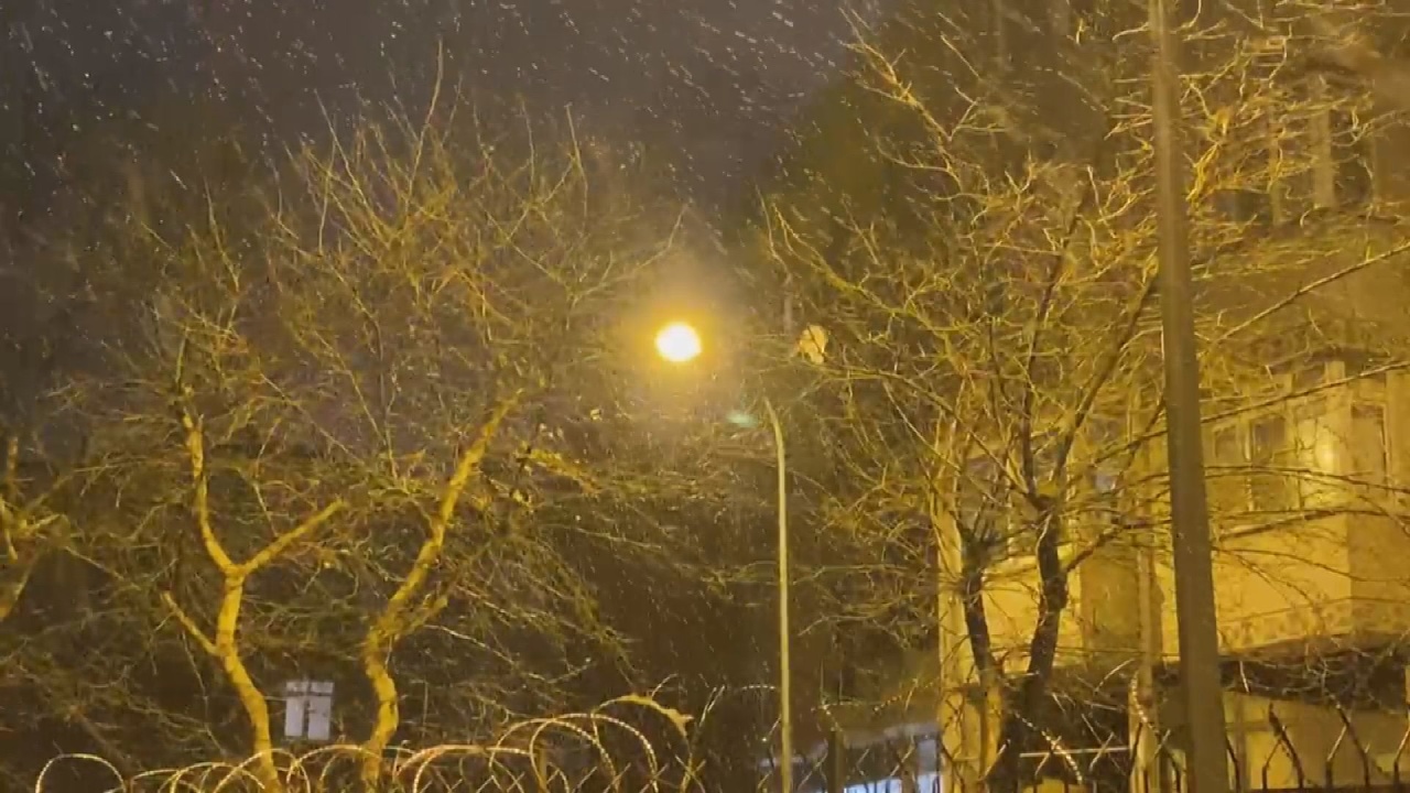 İstanbul'da Kar Yağışı Etkisini Sürdürüyor