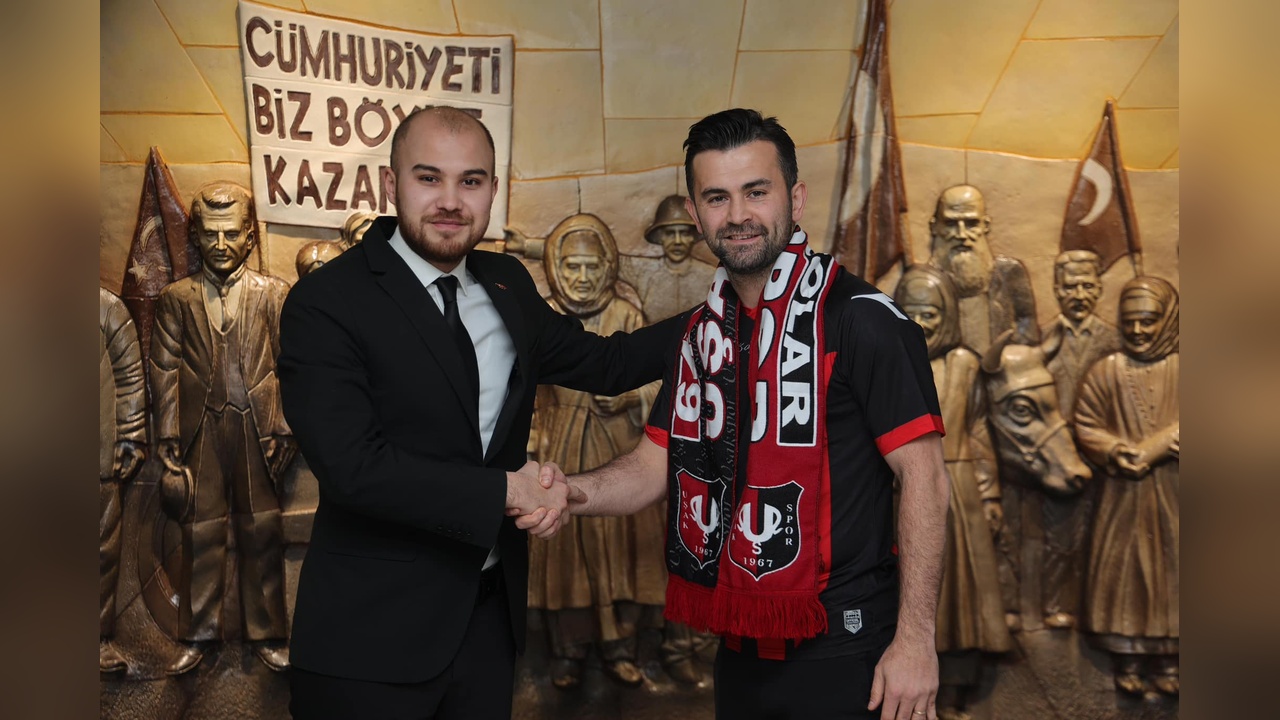 Uşakspor, Forvet Hattını Güçlendiriyor