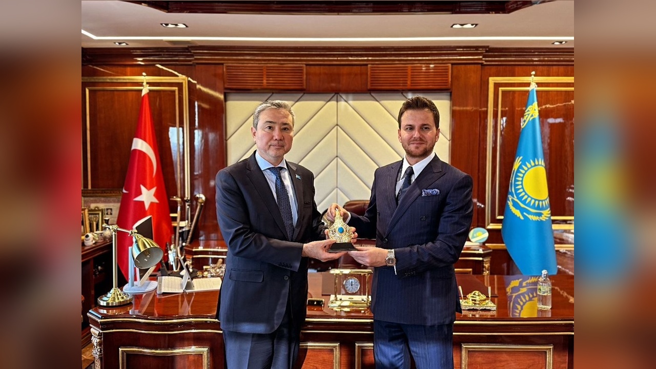 Kazakistan'ın Yeni Fahri Konsolosu Erdoğan Yıldırım Oldu