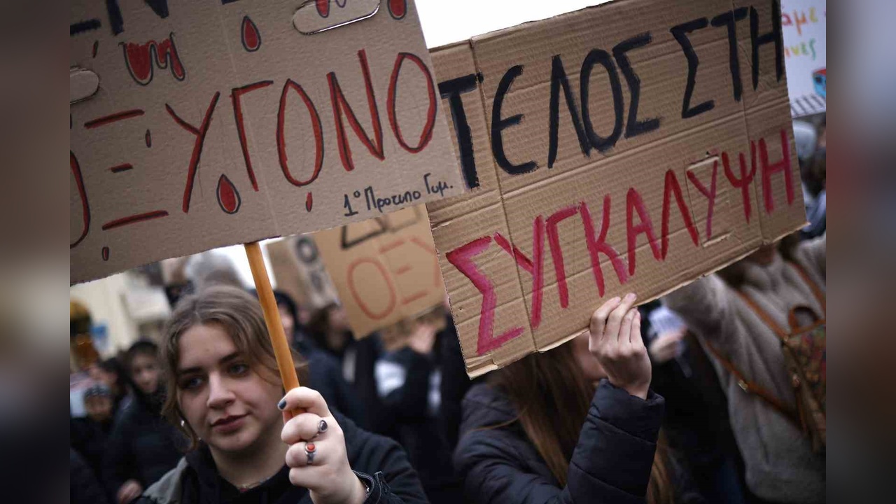 Tempi Tren Kazası Protestoları Yunanistan'da Devam Ediyor