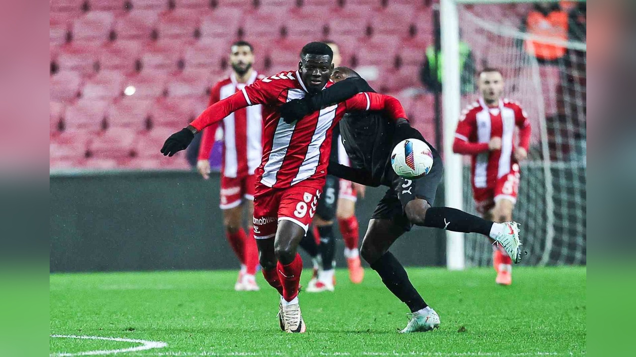 Samsunspor, Atakaş Hatayspor'u 2-0 Mağlup Etti
