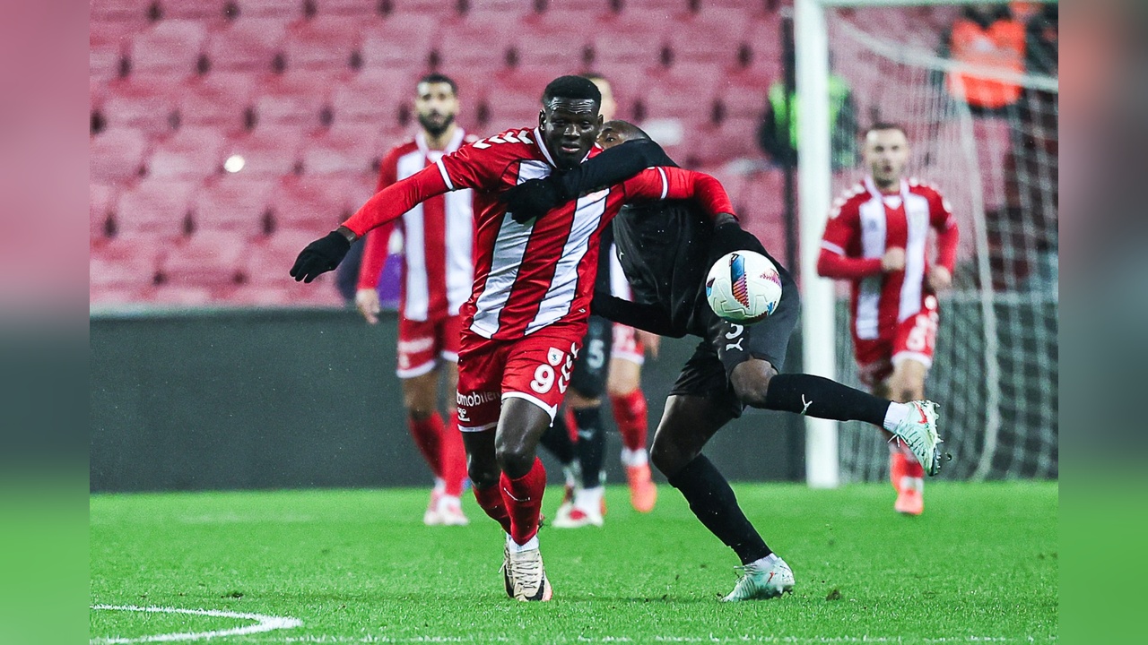 Samsunspor, Hatayspor'u 2-0 Mağlup Etti