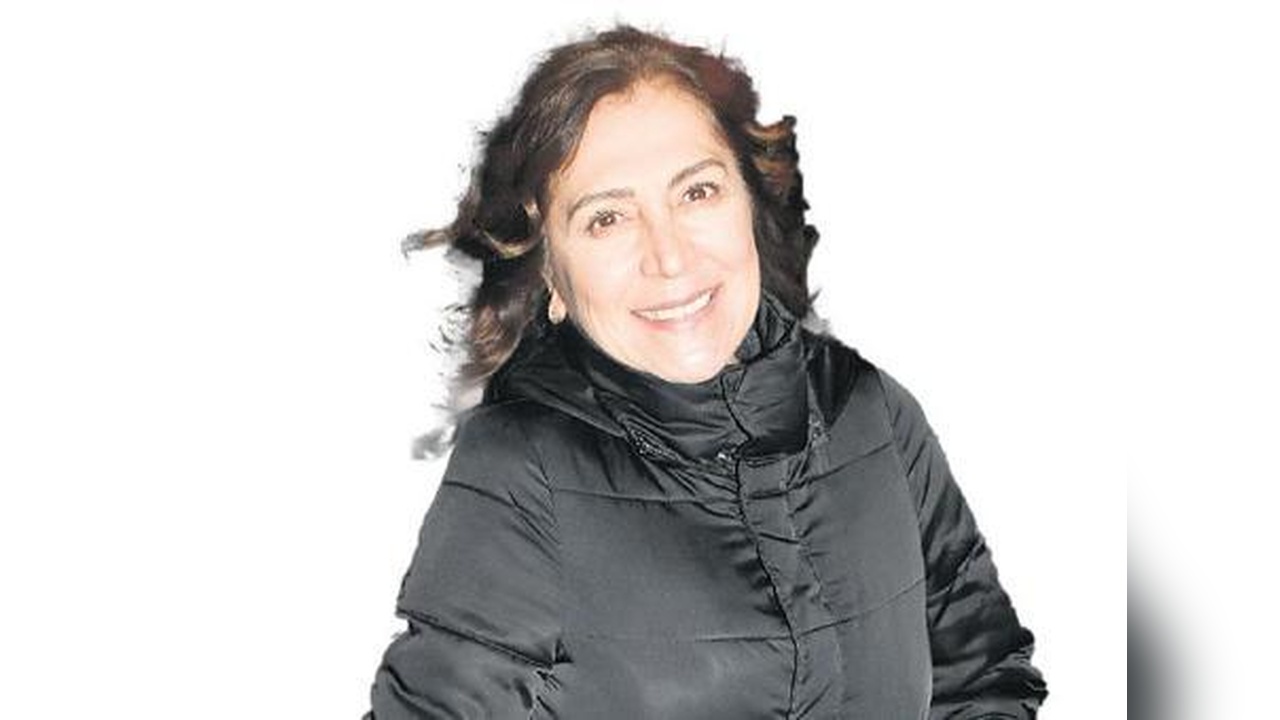 Beyaz Saç Beklentisi: Bir Kadının Hikayesi