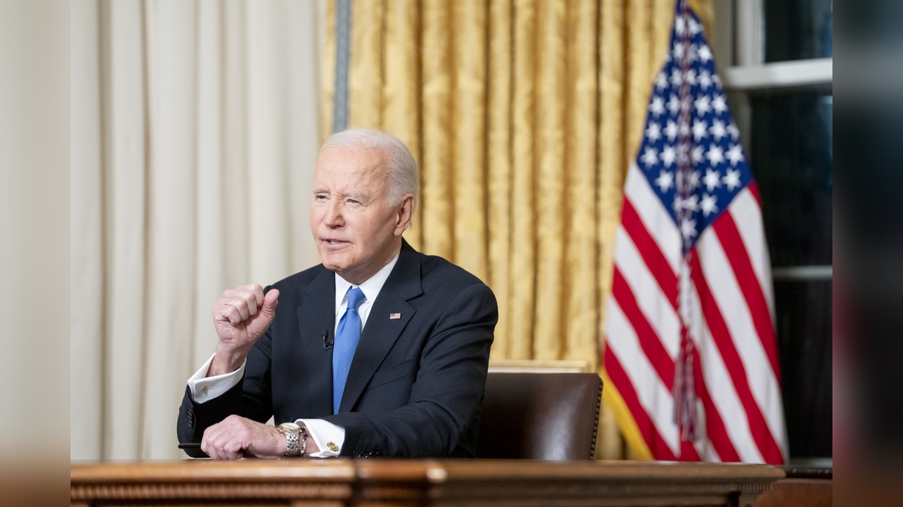 Trump'tan Biden'a Güvenlik İzni Darbesi