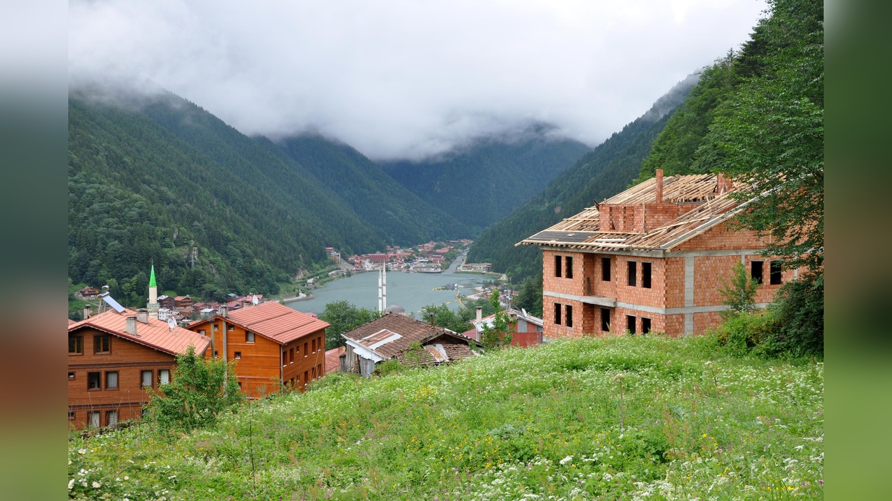 Uzungöl'deki Turizm Tesislerine Sıkı Denetim: 70 Tesis Mühürlendi