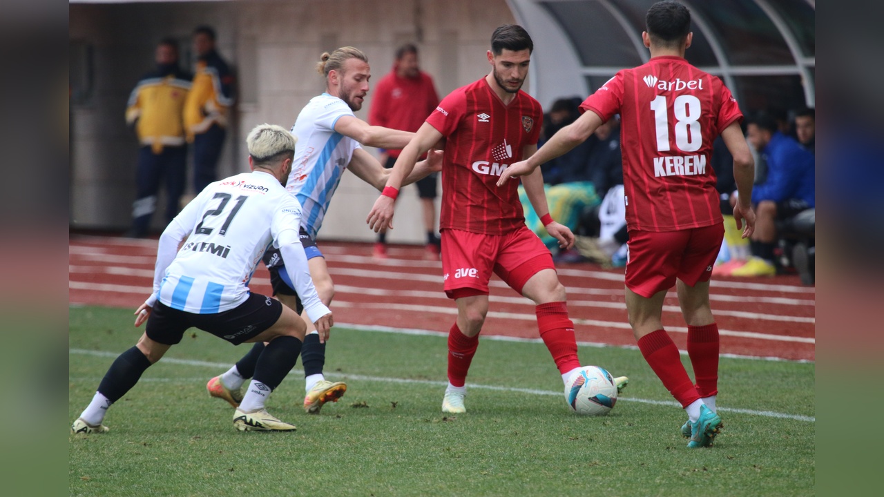 Erbaaspor, Yeni Mersin İdman Yurdu'nu 3-1 Mağlup Etti