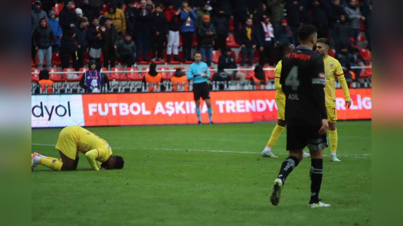 Kayserispor, Konyaspor'u 3-2 Yenerek Üst Sıralara Tırmandı