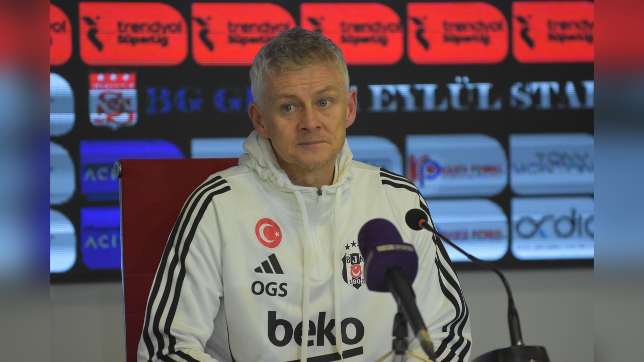 Sivasspor, Beşiktaş'ı 2-1 mağlup etti