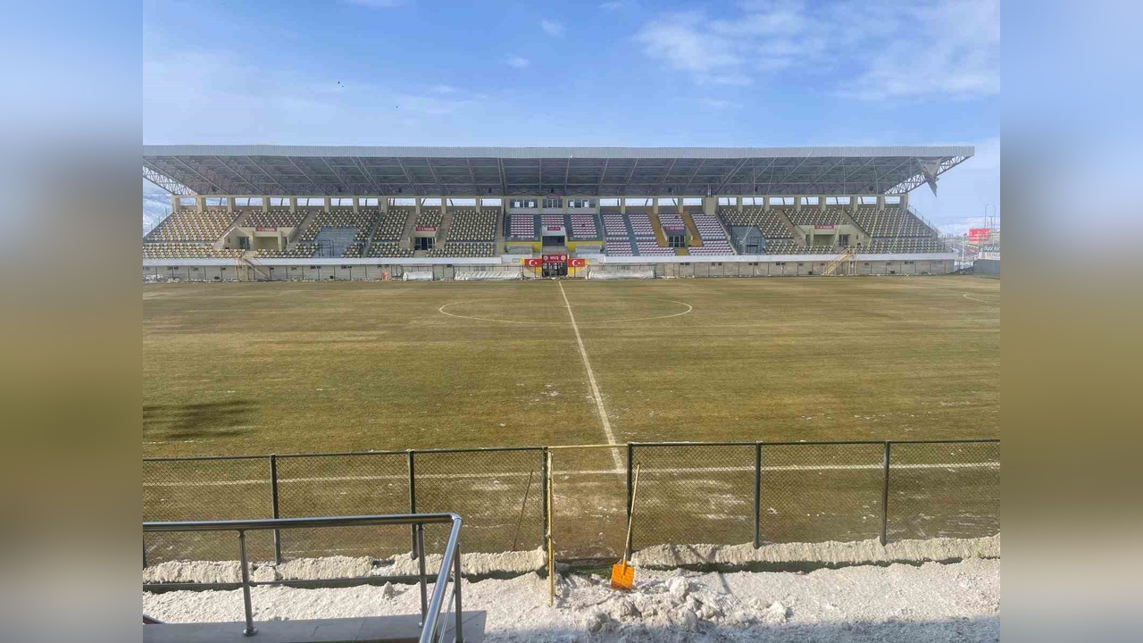 Muş Şehir Stadyumu, Futbol Müsabakalarına Hazır Hale Geldi