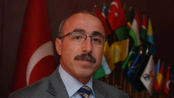 Hakkı Öznur:   Türkiye, Suriye Türkmenlerinin Milli ve Siyasi Haklarını Garanti Altına Almalıdır