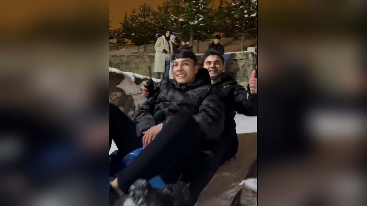 Kayseri'de Polisler Çocuklarla Eğlenceli Anlar Yaşadı