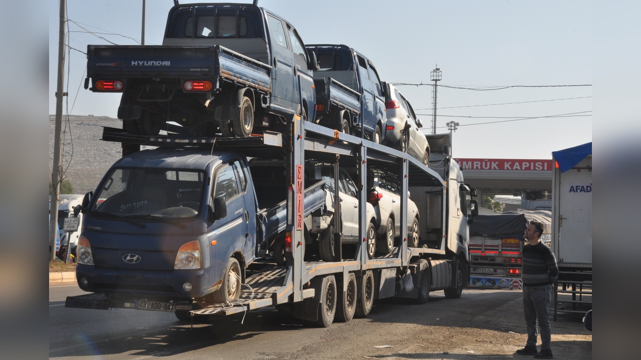 Suriye'ye Araç Sevkiyatında Rekor Dönem