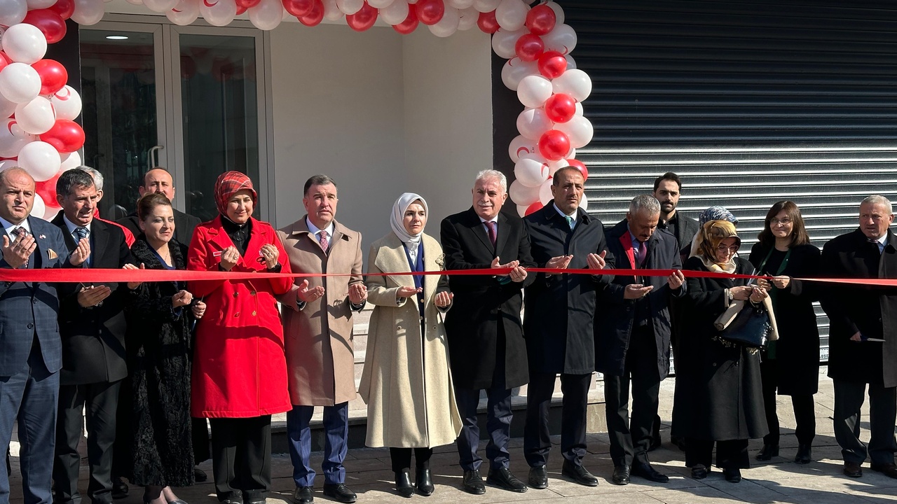 Aile ve Gençlik Fonu'na Başvurular 50 Bin 944'e Ulaştı