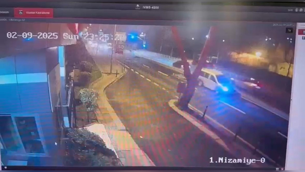 Zeytinburnu'nda Trafik Kazası: Anne Hayatını Kaybetti, Kızı Ağır Yaralı