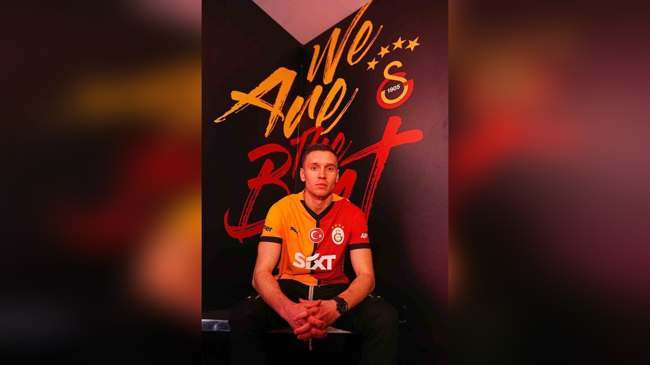 Frankowski, Yeni Takımında Mutluluğunu Paylaştı