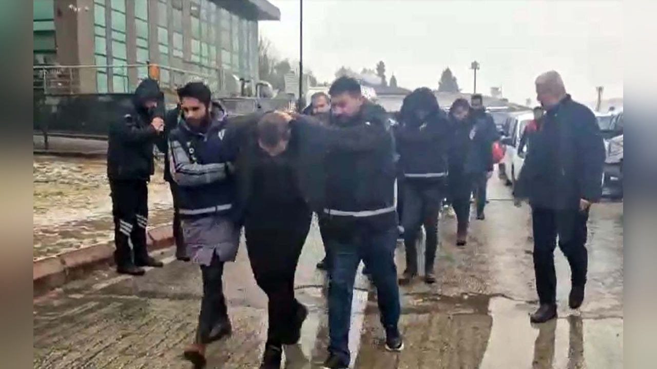 Gaziantep'te Bıçaklı Kavga: 1 Ölü, 5 Şüpheli Adliyeye Sevk Edildi