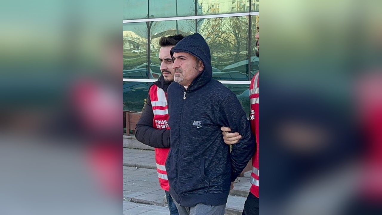 Tekirdağ'da Korkunç Olay: 13 Yaşındaki Kız Hayatını Kaybetti, Babası Ağır Yaralı