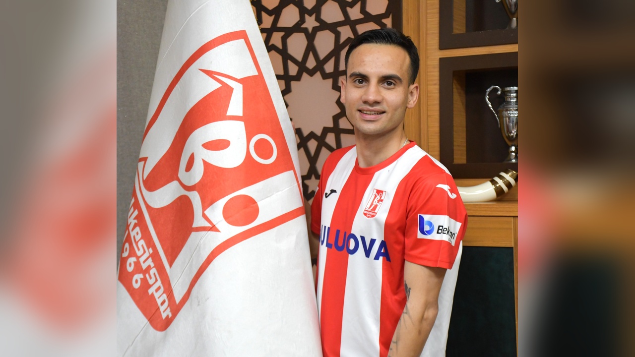 Balıkesirspor, Berkay ile Anlaştı