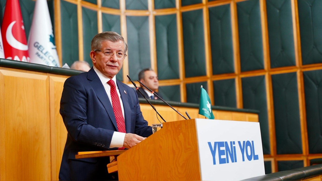Davutoğlu'ndan Gazze İçin Referandum Önerisi
