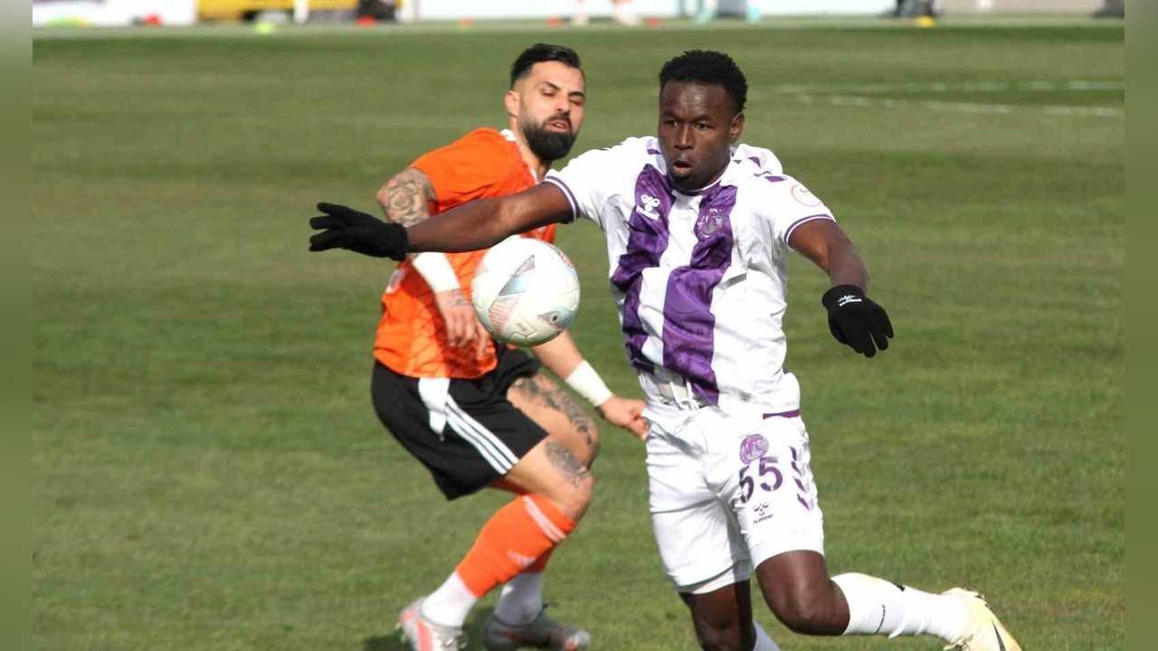 Ankara Keçiörengücü, Adanaspor'u 3-0 Mağlup Etti