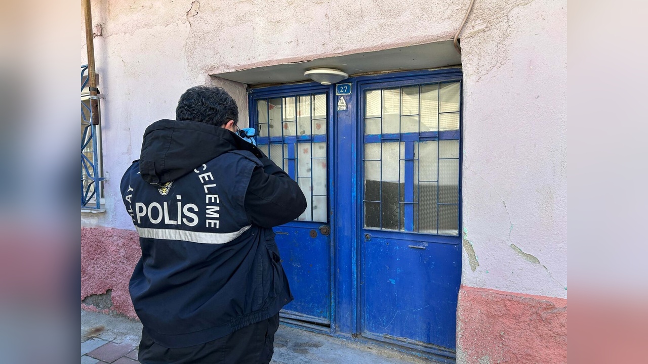 Mehdi İddiasıyla Babasını Öldüren Kişi Gözaltına Alındı
