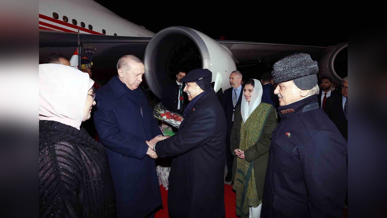 Cumhurbaşkanı Erdoğan, Pakistan Ziyaretinde Önemli Temaslarda Bulundu