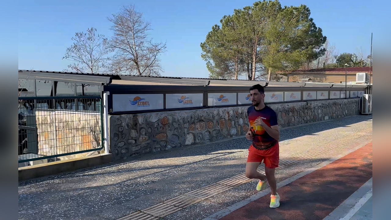 Fiziksel Engelleri Koşarak Aşan Sporcu Başarılarına Devam Ediyor