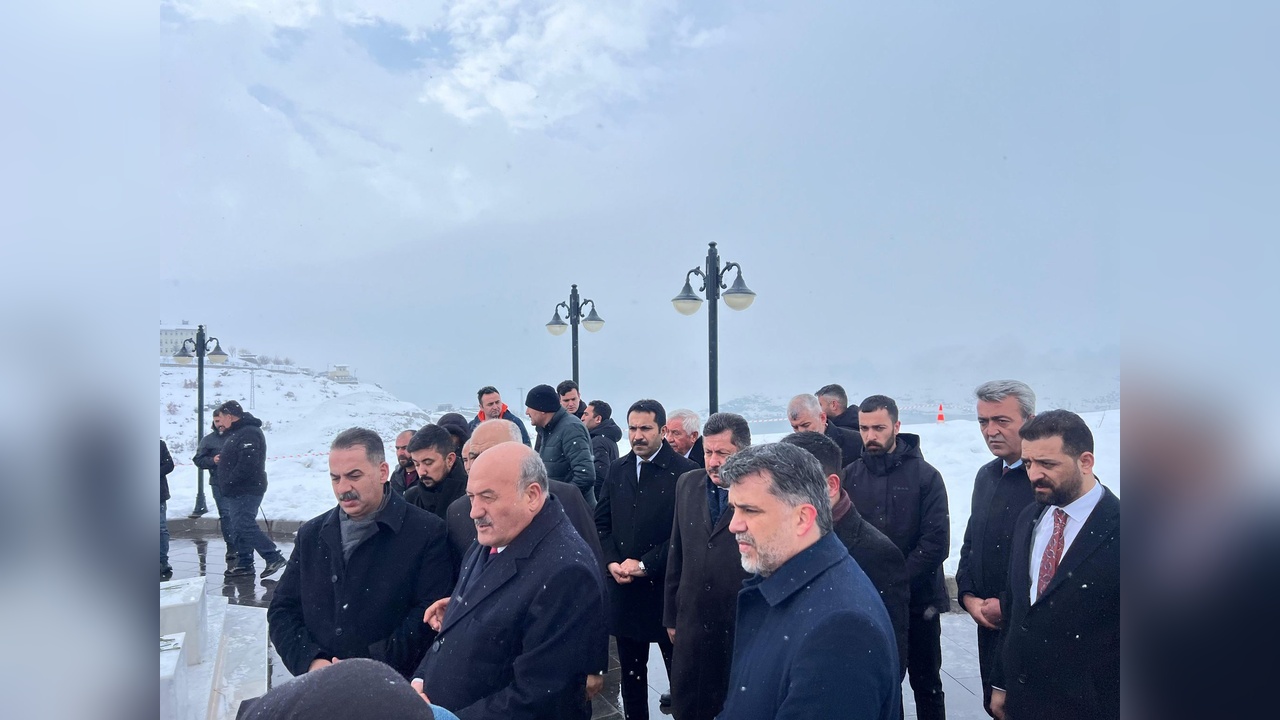 İliç'teki Maden Faciasında Hayatını Kaybeden İşçiler Anıldı