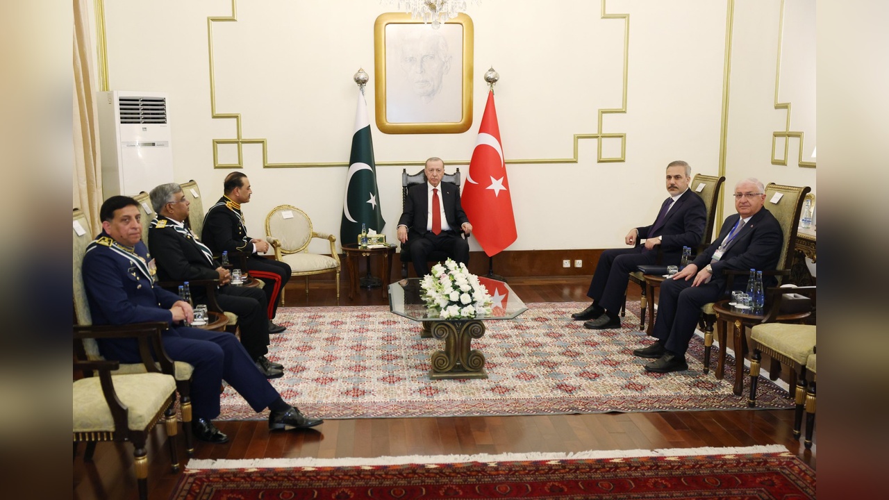 Cumhurbaşkanı Erdoğan, Pakistan Askeri Heyetini Ağırladı