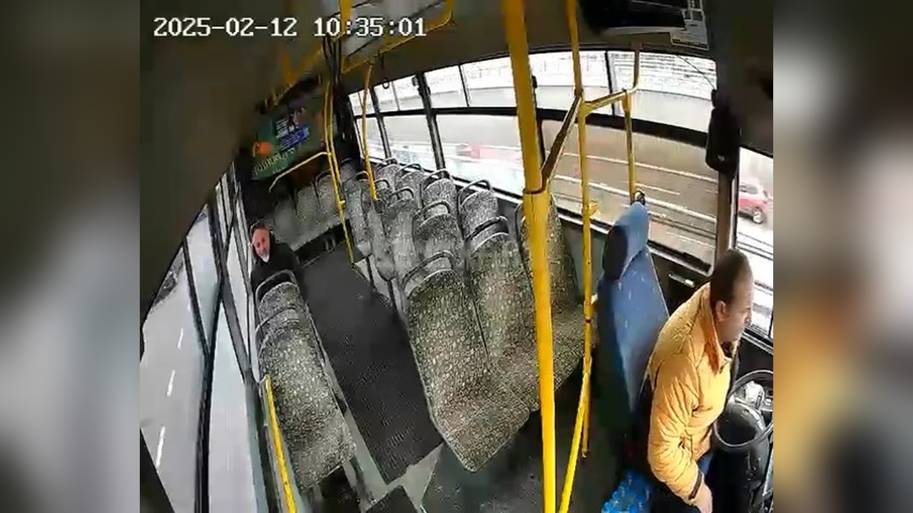 Yolcudan Cesur Müdahale: Bayılan Şoförü Durdurmaya Çalıştı