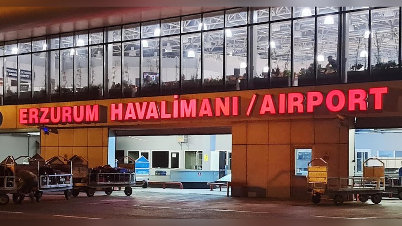 Yolcu Kavgası Uçuşu Erzurum'a Zorunlu İnişe Sürükledi