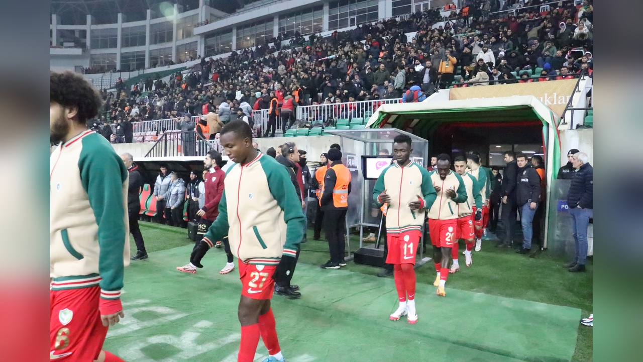 Amed Sportif Faaliyetler İç Saha Maçlarını Diyarbakır'da Oynayacak
