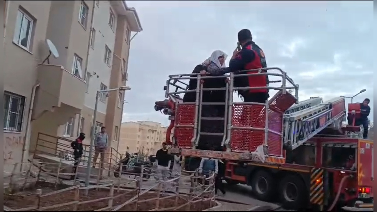 Mardin'de Yangın Faciası: 5 Kişi Dumandan Etkilendi