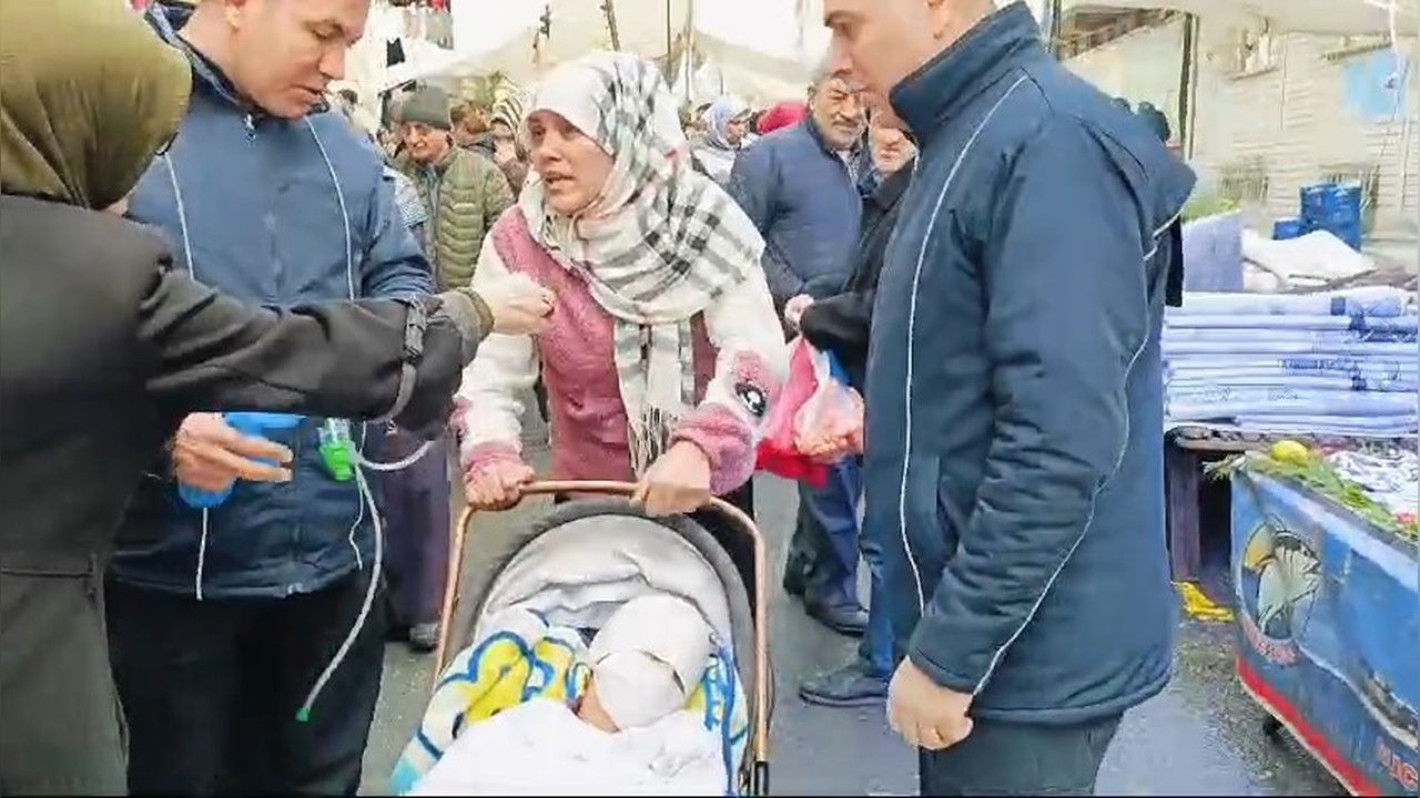 Sultangazi'de Sahte Serum Hortumuyla Dilenen Kadın Zabıta Tarafından Yakalandı
