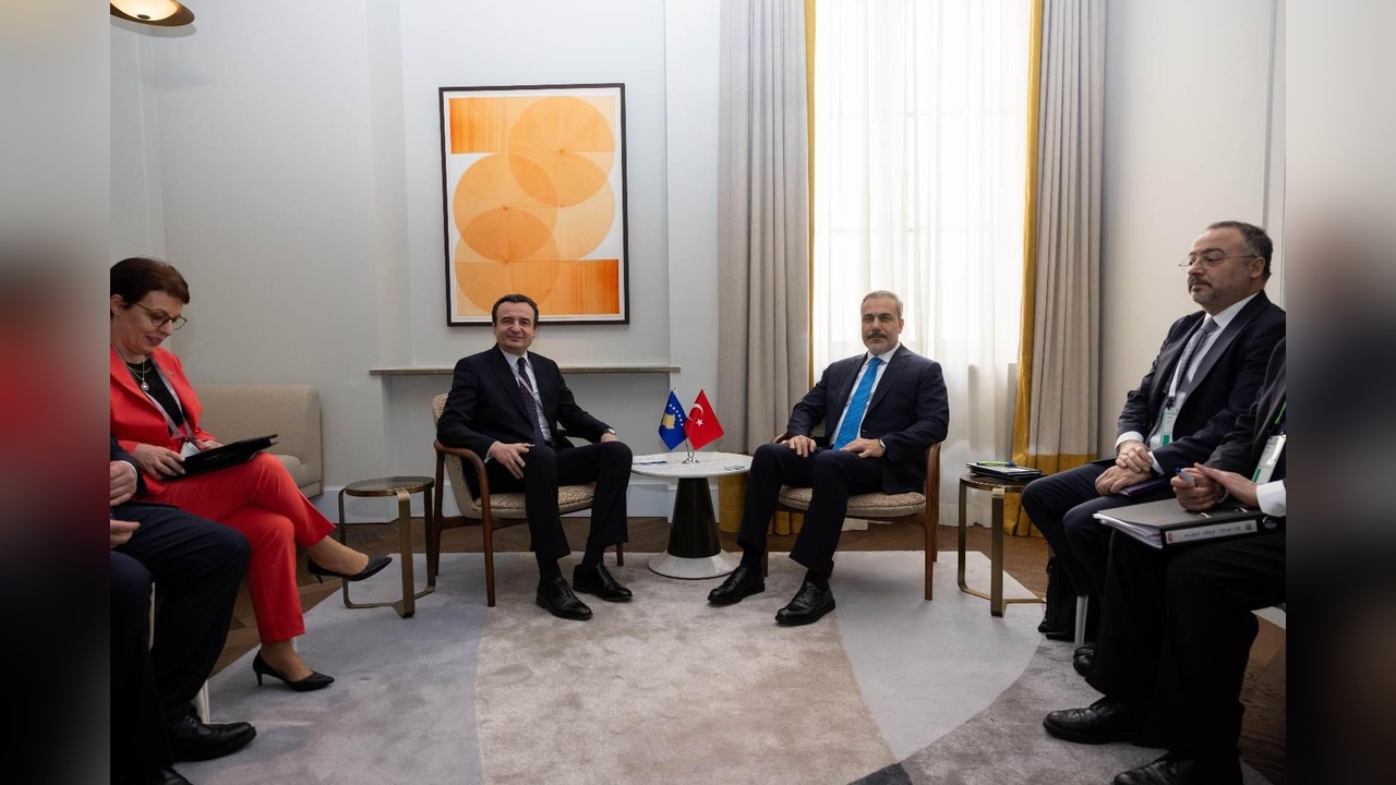 Bakan Fidan ve Kosova Başbakanı Kurti Görüşmesi Gerçekleşti